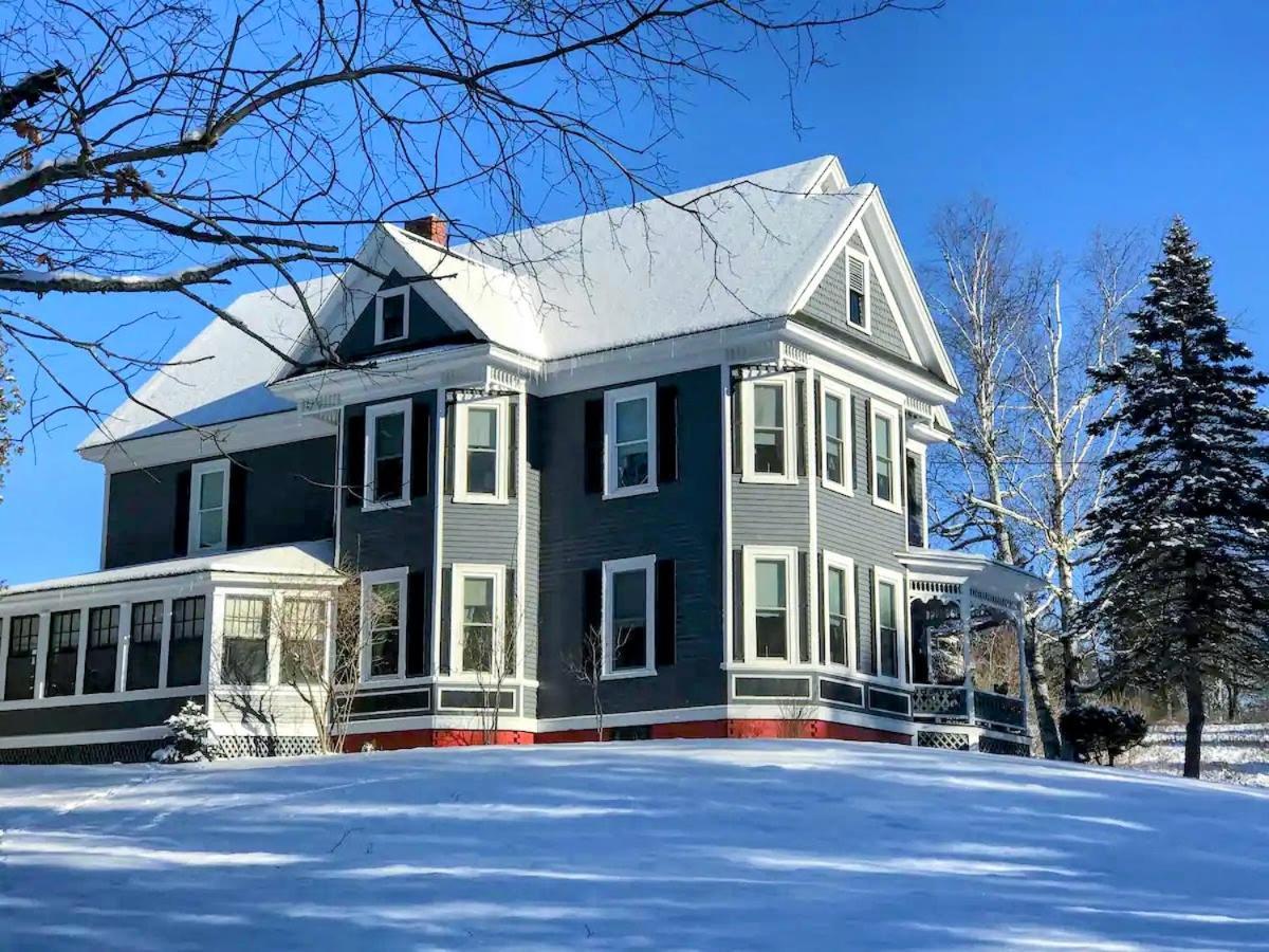 Private 2 Bedrooms And 1 Bathroom In Grand Victorian Home In The Heart Of The Whiite Mountains! Great Host Whitefield 外观 照片